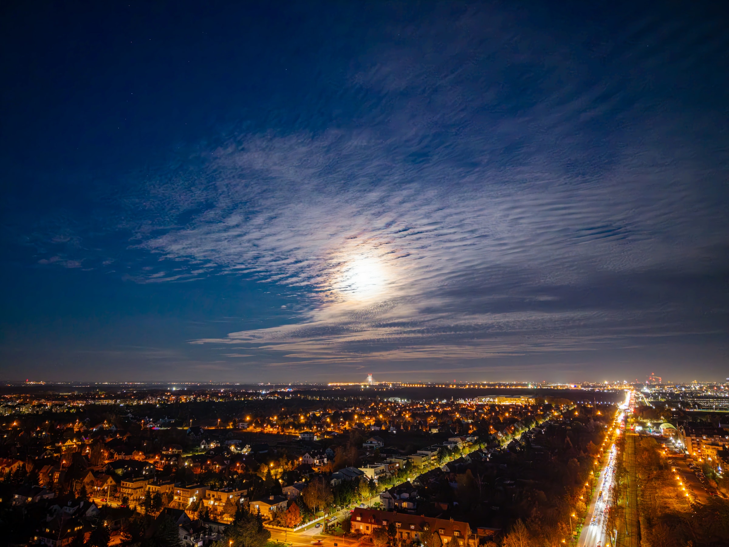 Wrocław Złotniki nocą